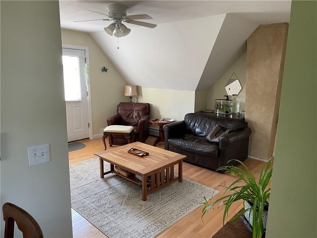 15 Newton Ave #3 - Photo 4 of 13