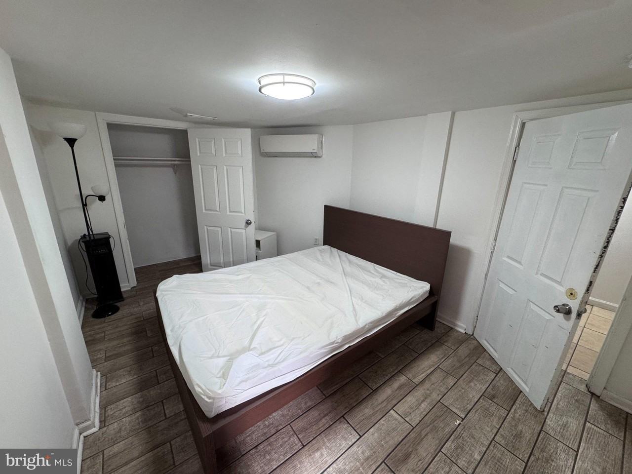520 Kenyon St Nw - Photo 7 of 10
