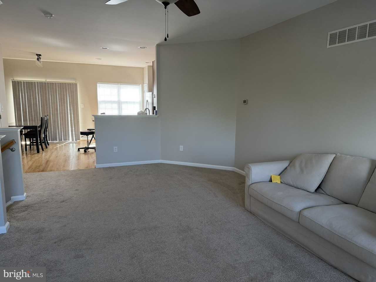 461 Toftrees Dr - Photo 7 of 32