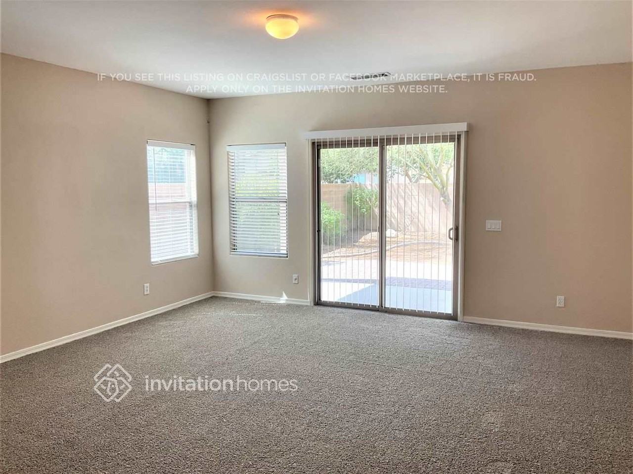 18532 W Sanna St - Photo 2 of 10