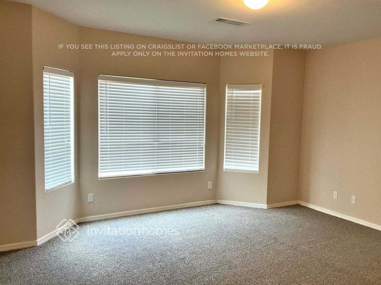 18532 W Sanna St - Photo 6 of 10
