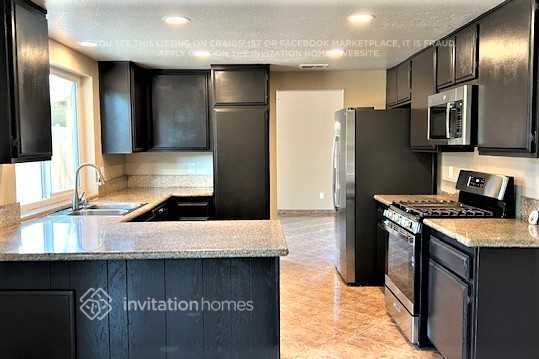 25762 Fir Ave - Photo 4 of 24