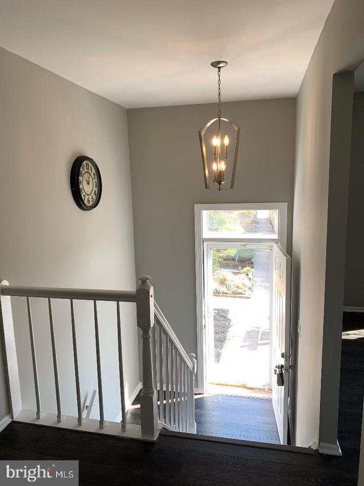 10716 Cordage Walk - Photo 3 of 39