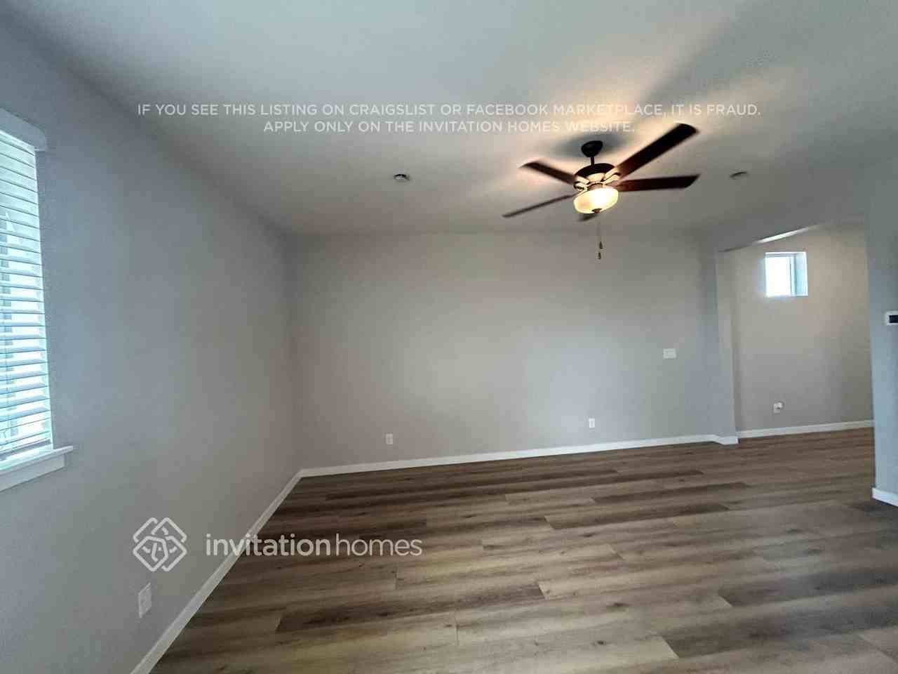 9421 Yampa St - Photo 4 of 11