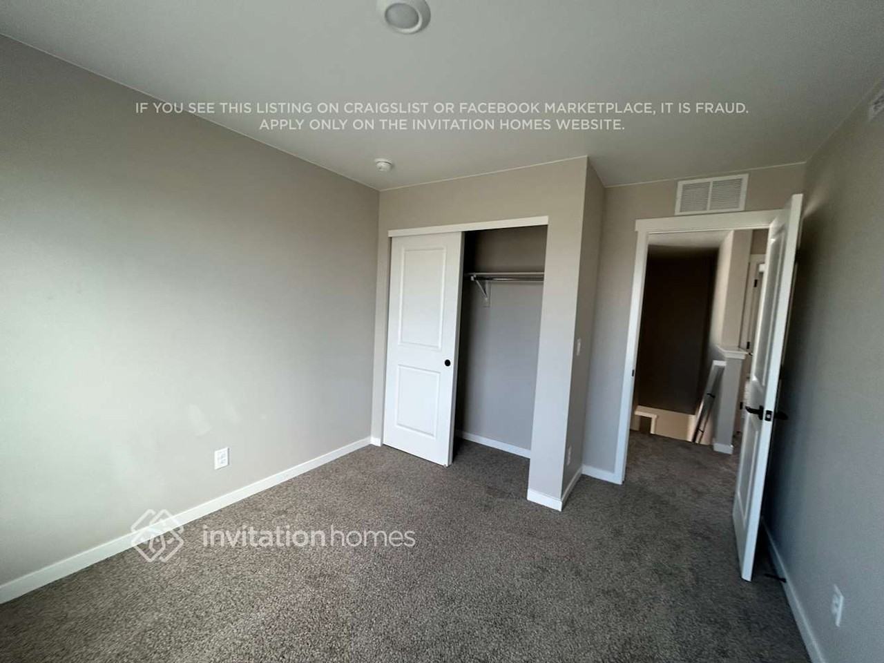 9421 Yampa St - Photo 5 of 11