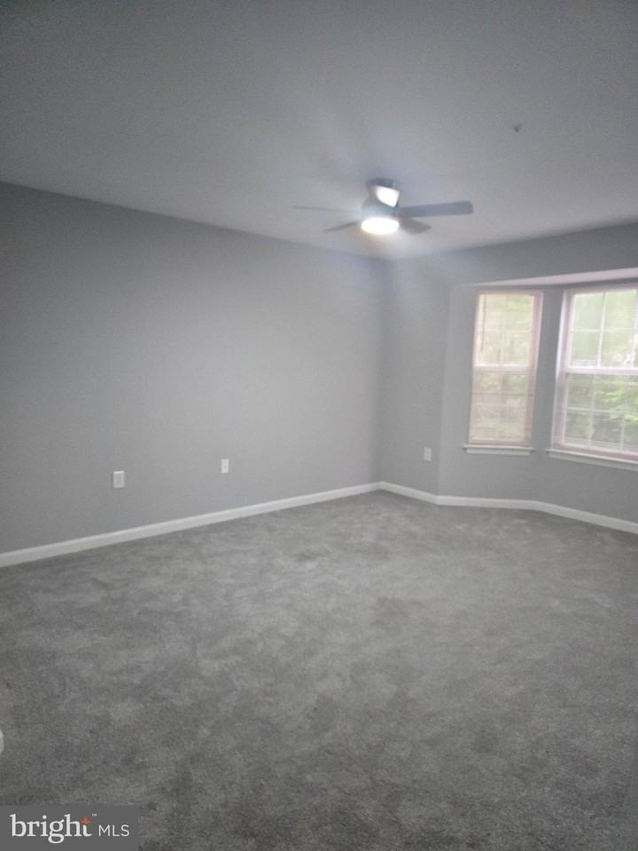 9605 Lake Pointe Ct #303 - Photo 4 of 9