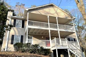 featured image of 3775 Rivaridge Dr
