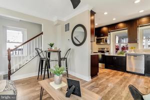 featured image of 37 S Prospect St #105
