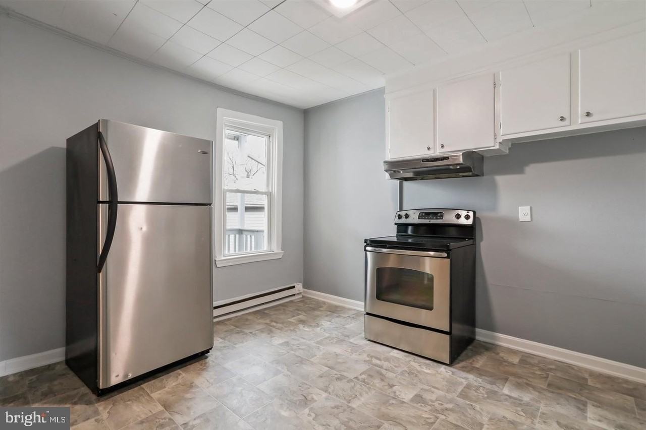 655 S Potomac St #3 - Photo 3 of 13