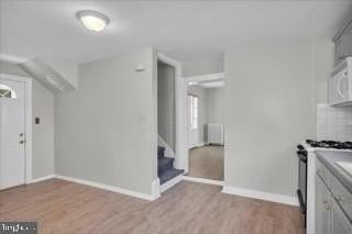 34 W Broad St - Photo 4 of 14