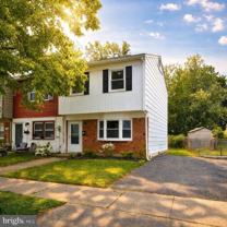 216 E Pearl St - Photo 1 of 1