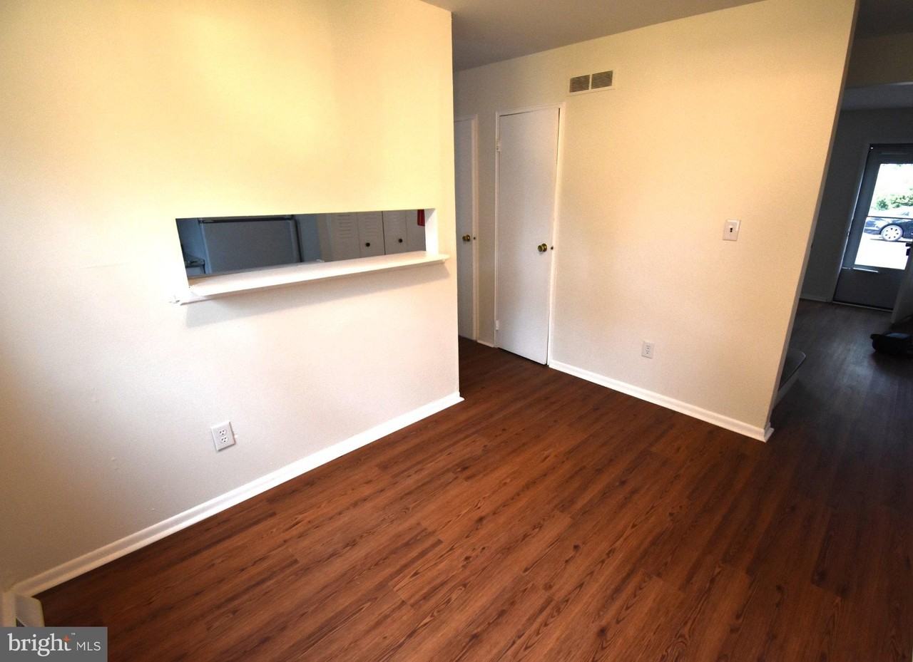 216 E Pearl St - Photo 7 of 20