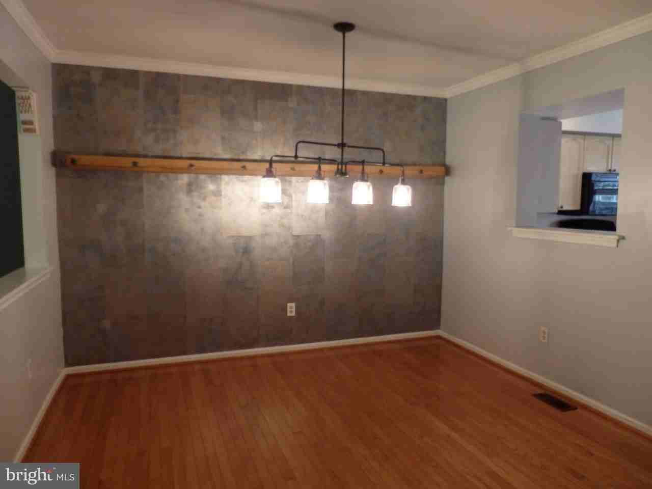4574 Louise Saint Claire Dr - Photo 6 of 28