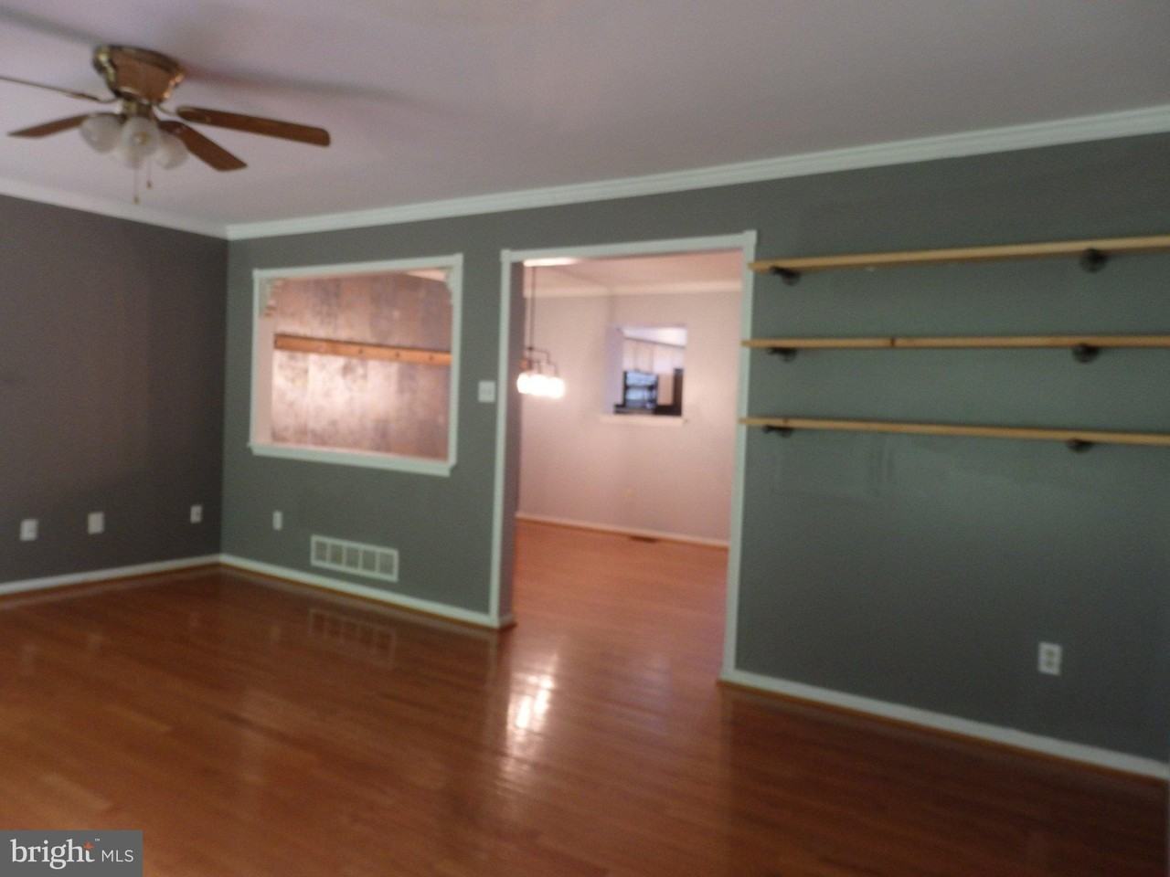 4574 Louise Saint Claire Dr - Photo 7 of 28