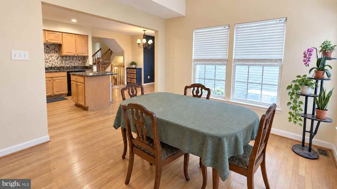410 Terrace Dr - Photo 6 of 29