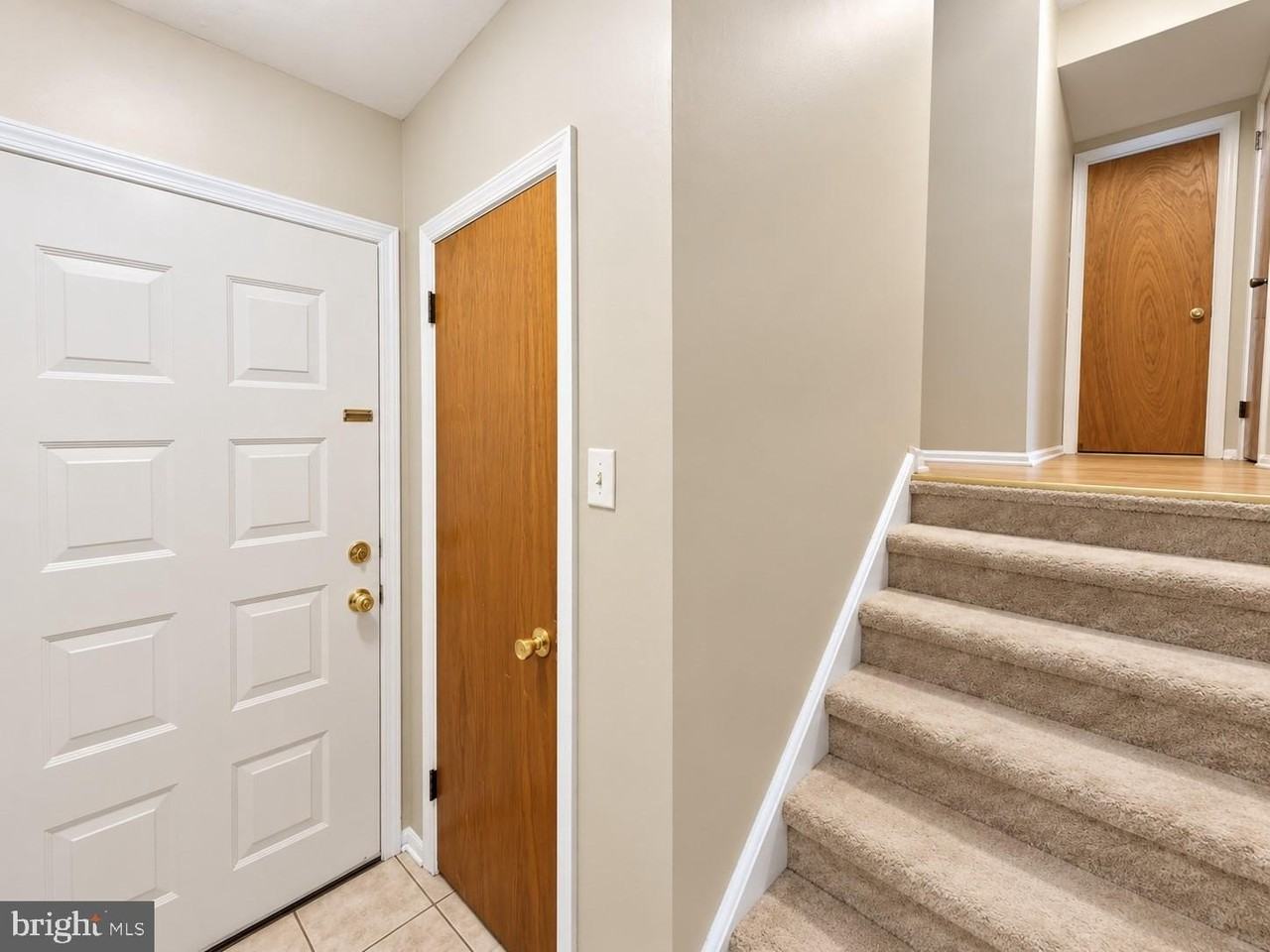 5-12 Aspen Way - Photo 2 of 19