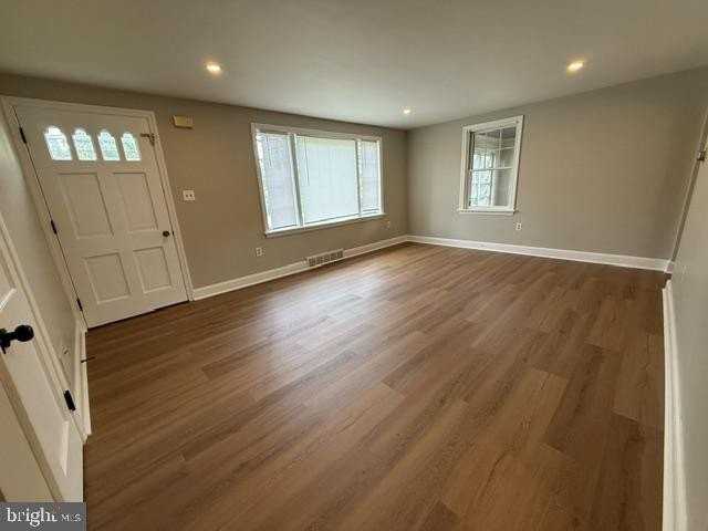 248 E Main St - Photo 2 of 17