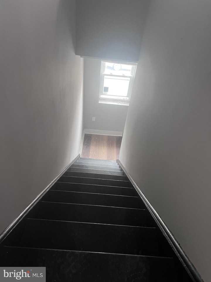 2151 S Hicks St - Photo 2 of 7