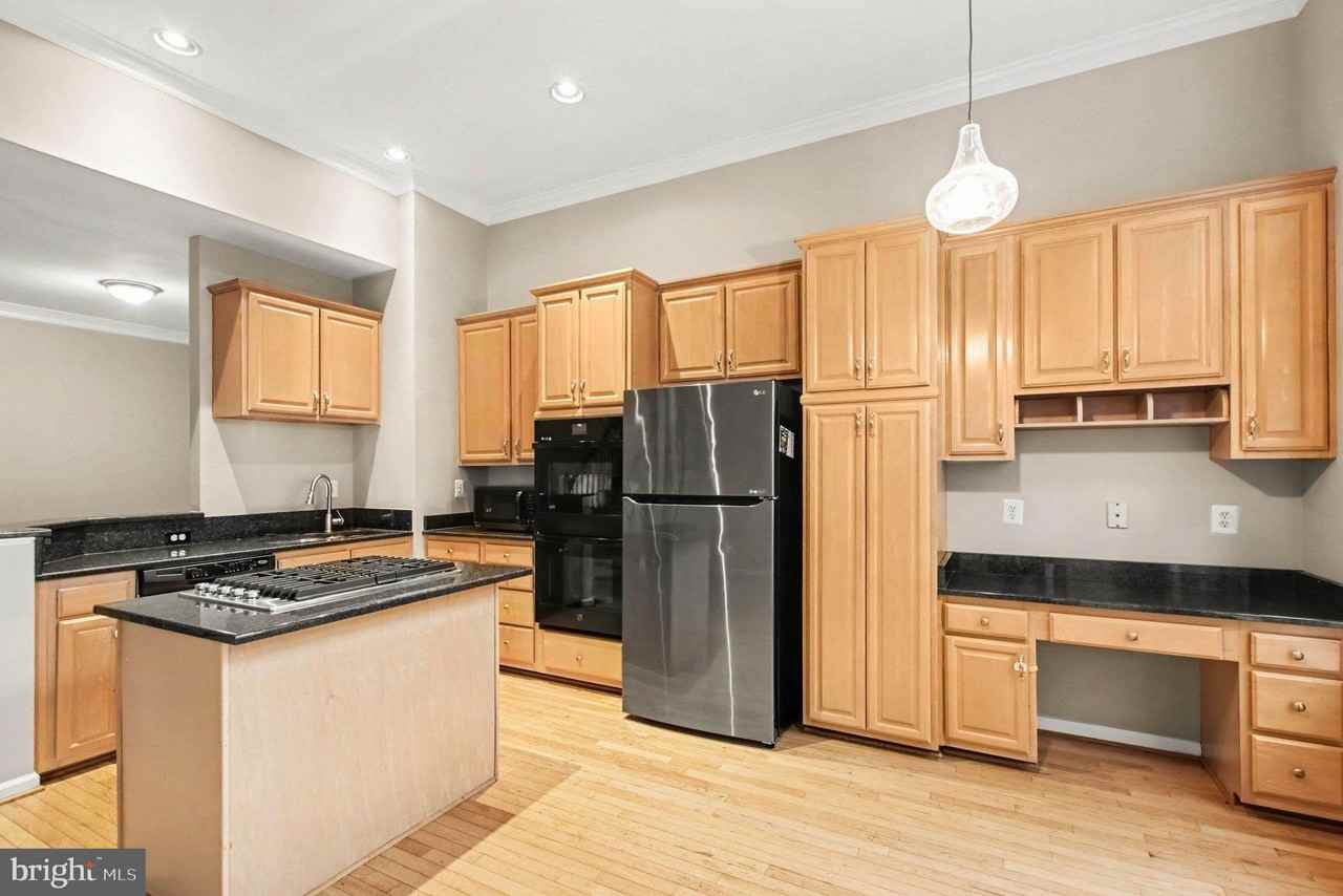 2403 Gorgas Pl - Photo 7 of 27