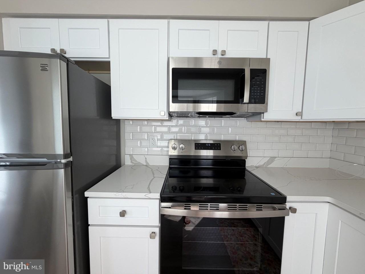5941 HERITAGE Drive - Photo 3 of 22