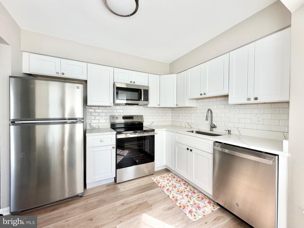 5941 HERITAGE Drive - Photo 7 of 22