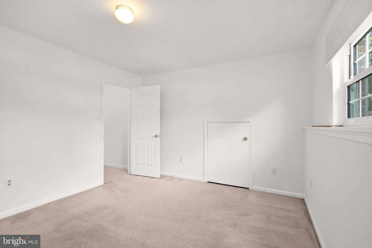 7369 Rhondda Dr - Photo 2 of 9
