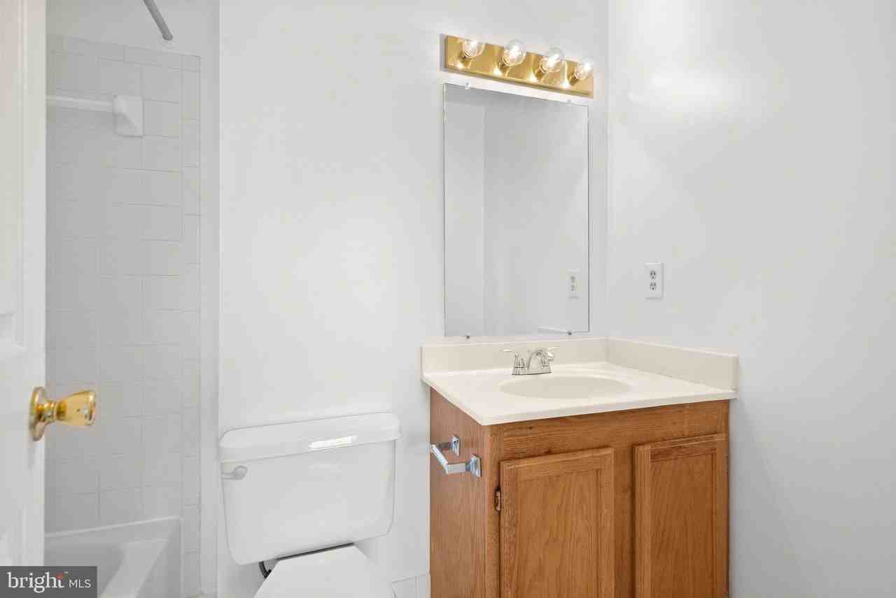 7369 Rhondda Dr - Photo 4 of 9