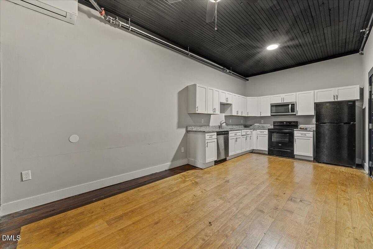202 S Main St #204 - Photo 2 of 16