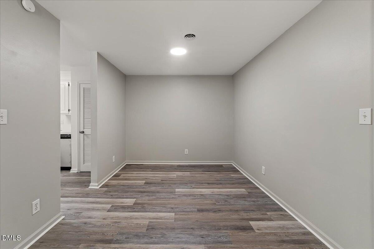 1630 Oxford Rd #H - Photo 6 of 29