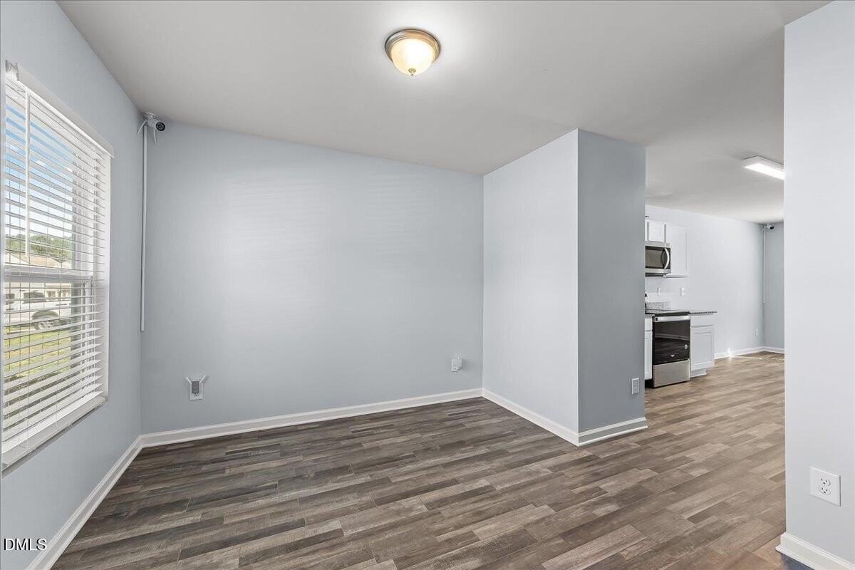 394 E Waycliff Rd - Photo 6 of 48