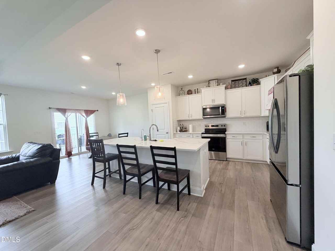 468 Winding Creek Dr - Photo 6 of 16