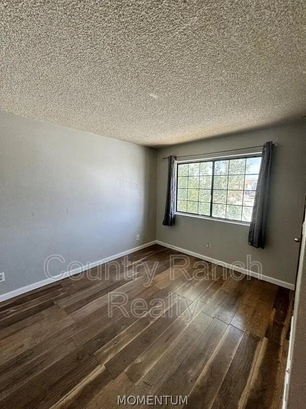 1190 Ramar Rd #20 - Photo 5 of 9