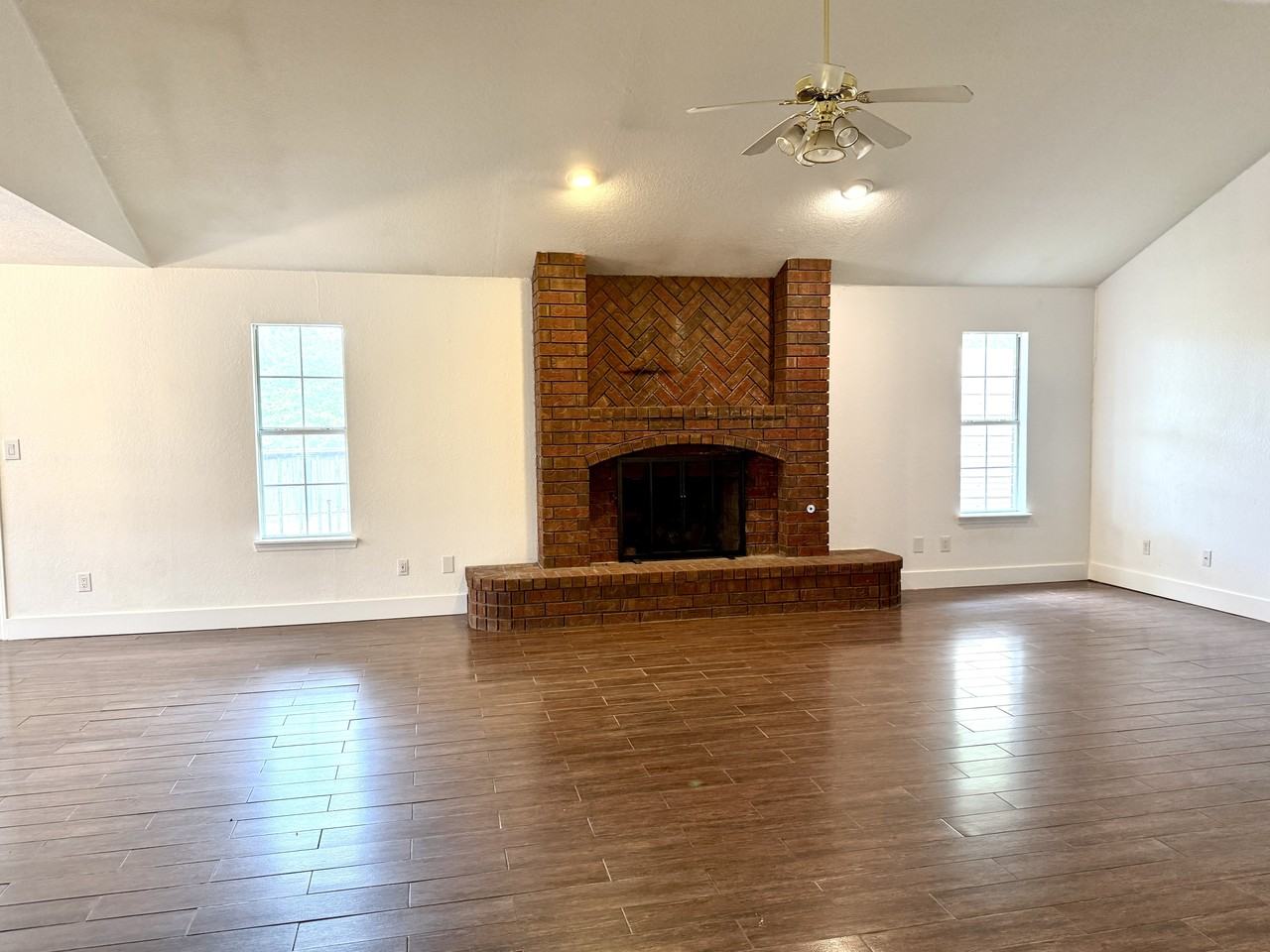 1608 Southern Hills Dr #1 - Photo 7 of 35