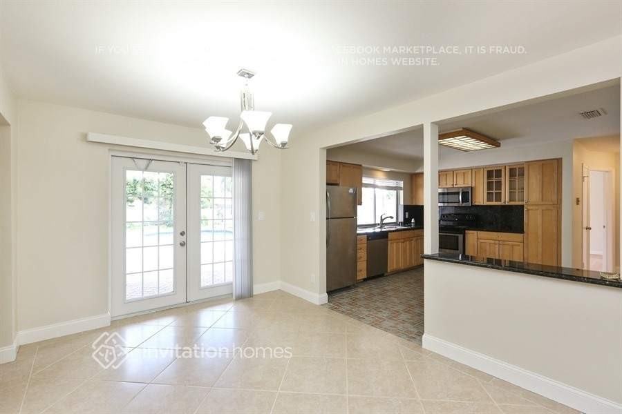 5521 Van Buren St - Photo 6 of 19
