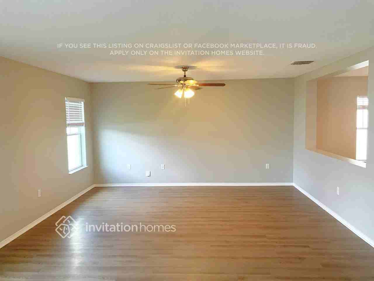 2306 Plantation Oak Dr - Photo 3 of 8