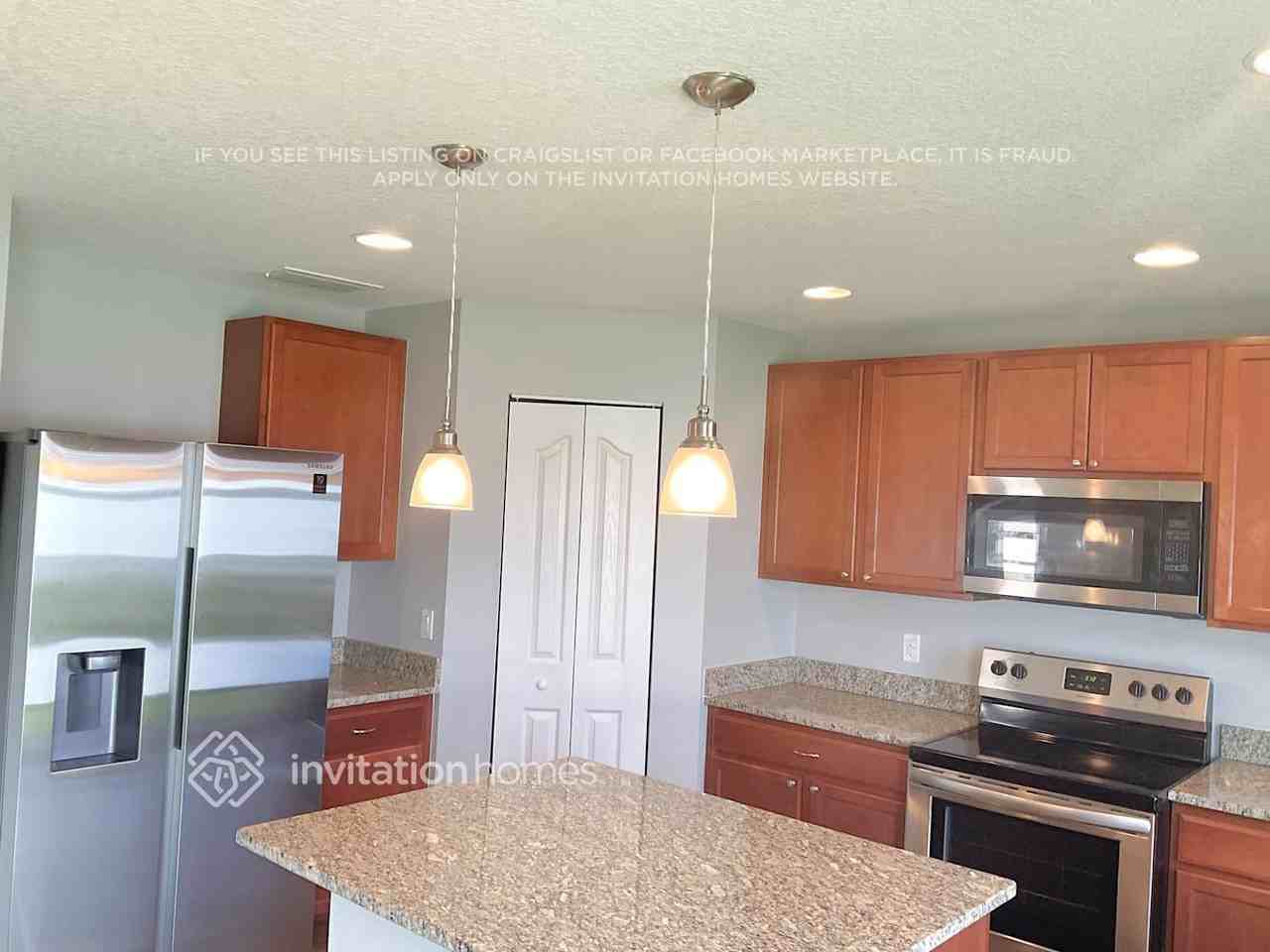 2306 Plantation Oak Dr - Photo 4 of 8