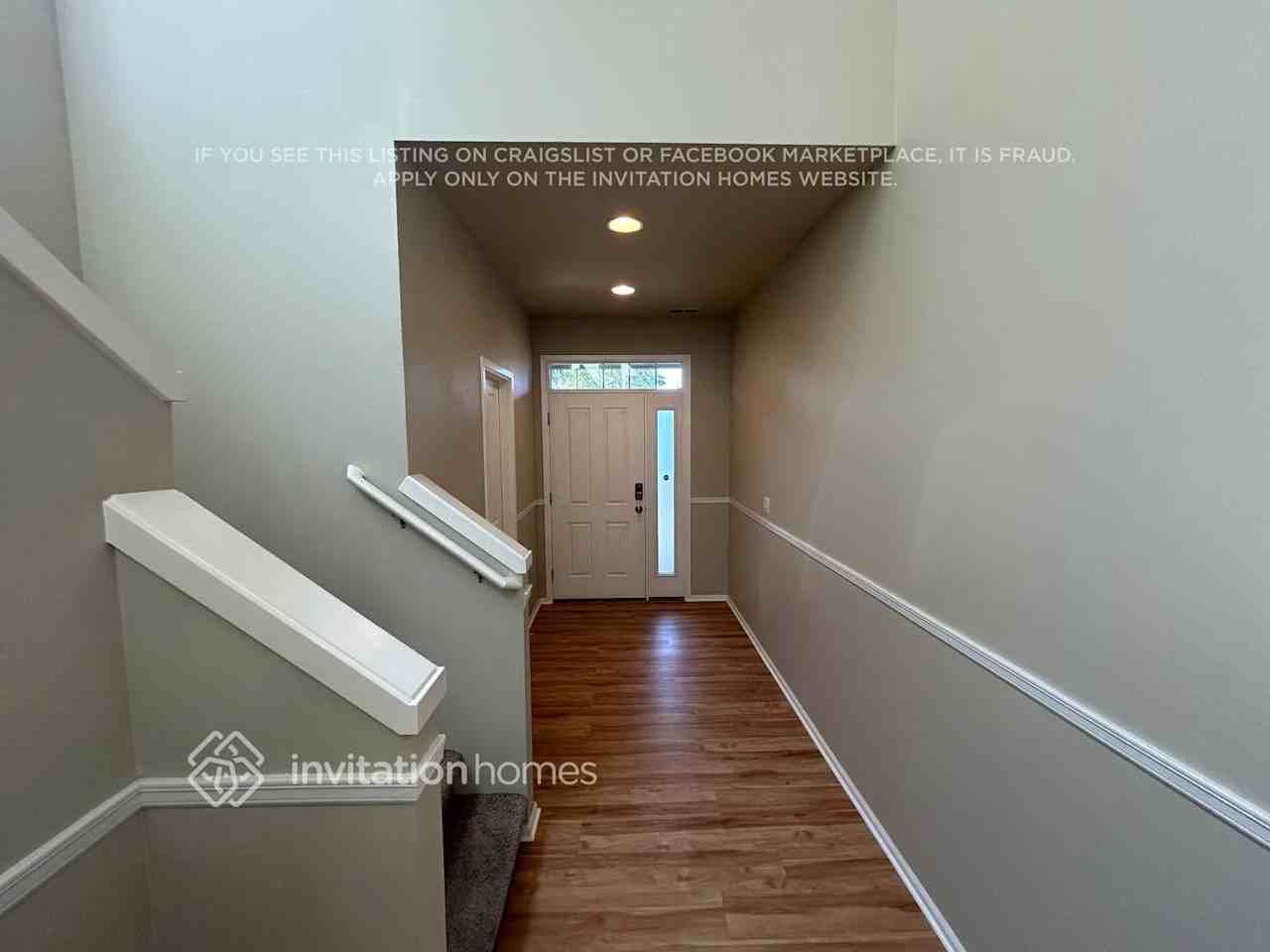 3923 61st Ave E - Photo 4 of 28