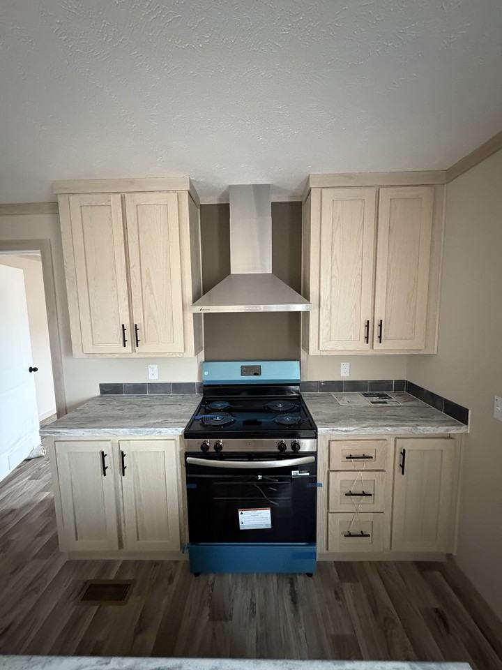 202 Addison St #1 - Photo 4 of 14