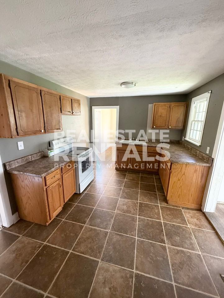 3707 Michael Ann Ave #309 - Photo 4 of 9