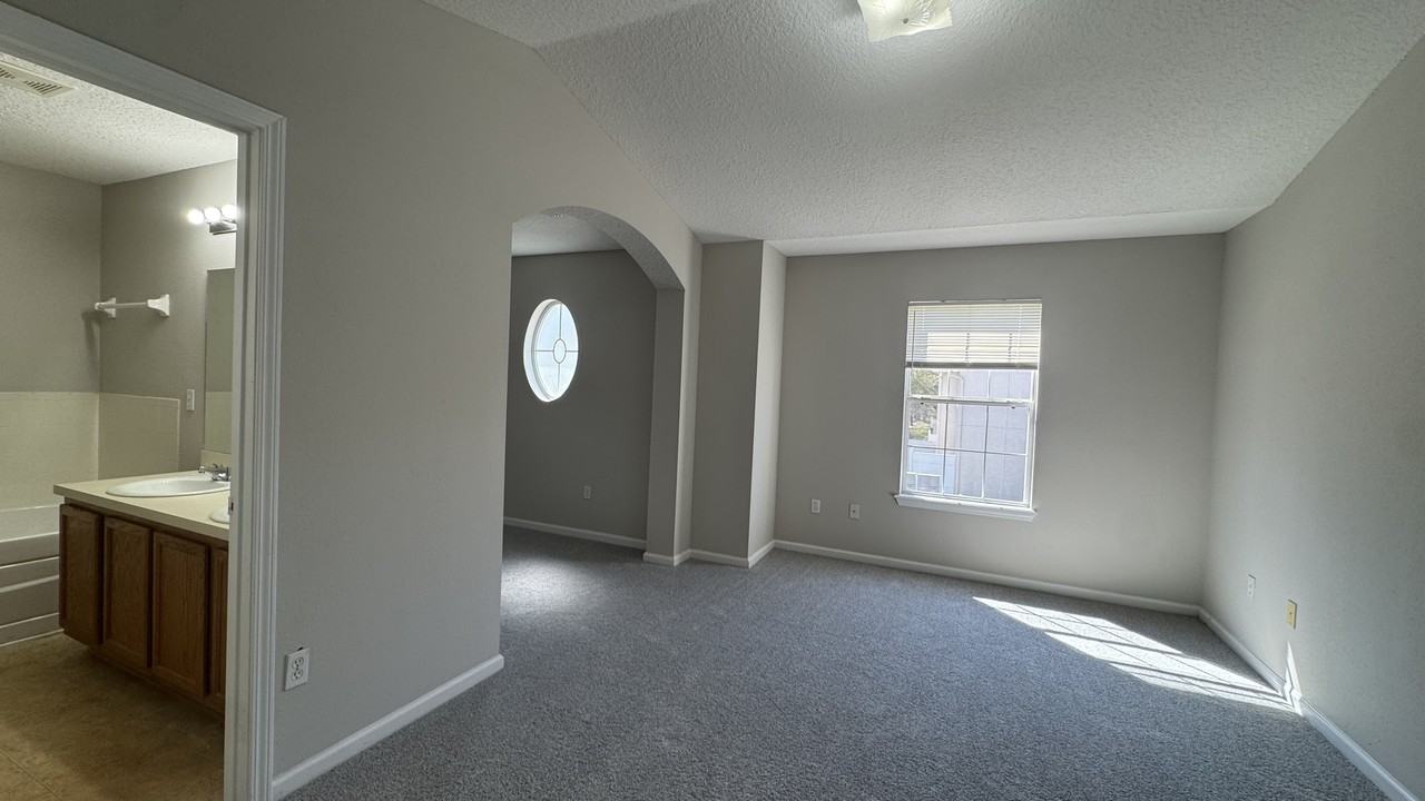 5260 Collins Road1504 #1 - Photo 2 of 15