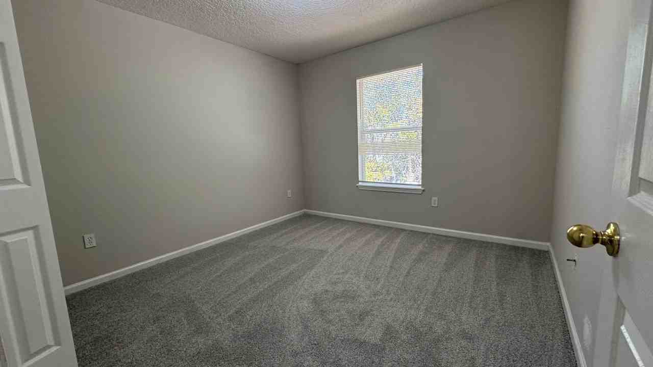 5260 Collins Road1504 #1 - Photo 6 of 15