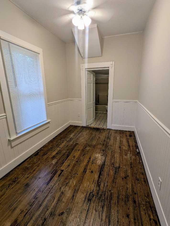 820 W Georgia St #1 - Photo 7 of 10