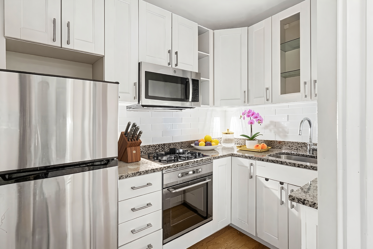 386 Commonwealth Ave #51 - Photo 2 of 8