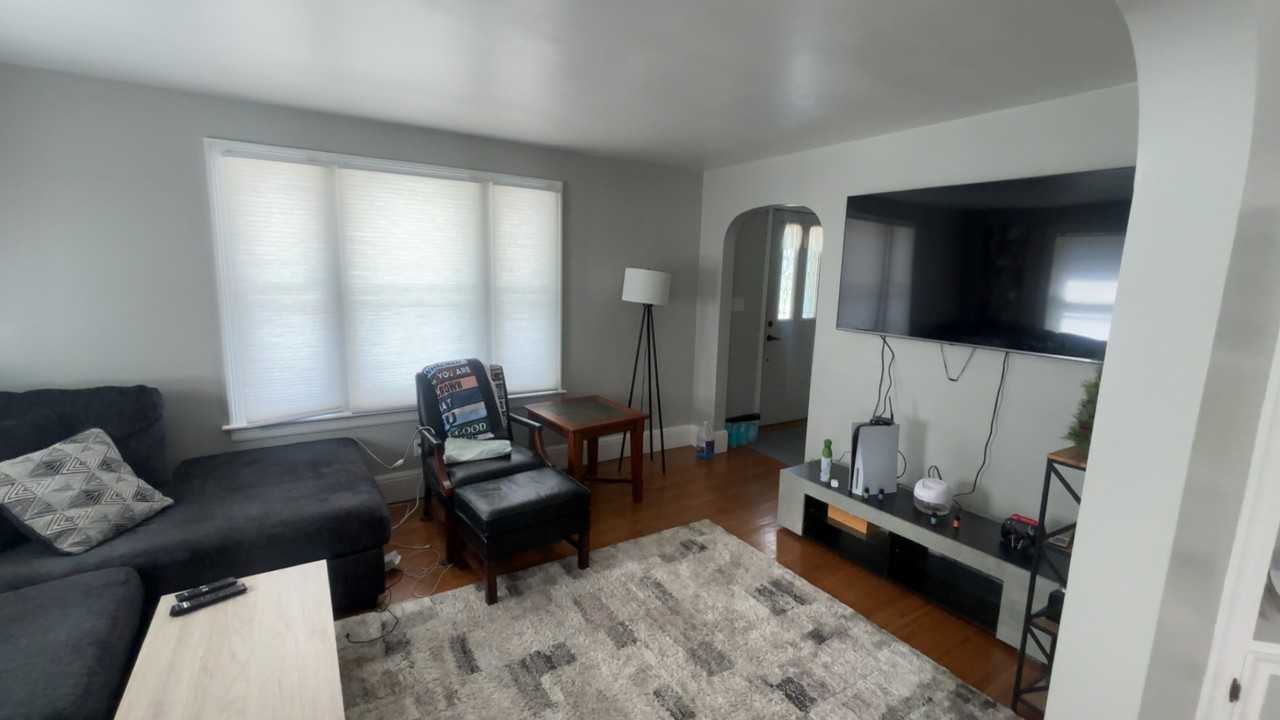 908 Symonds Pl #1 - Photo 6 of 17