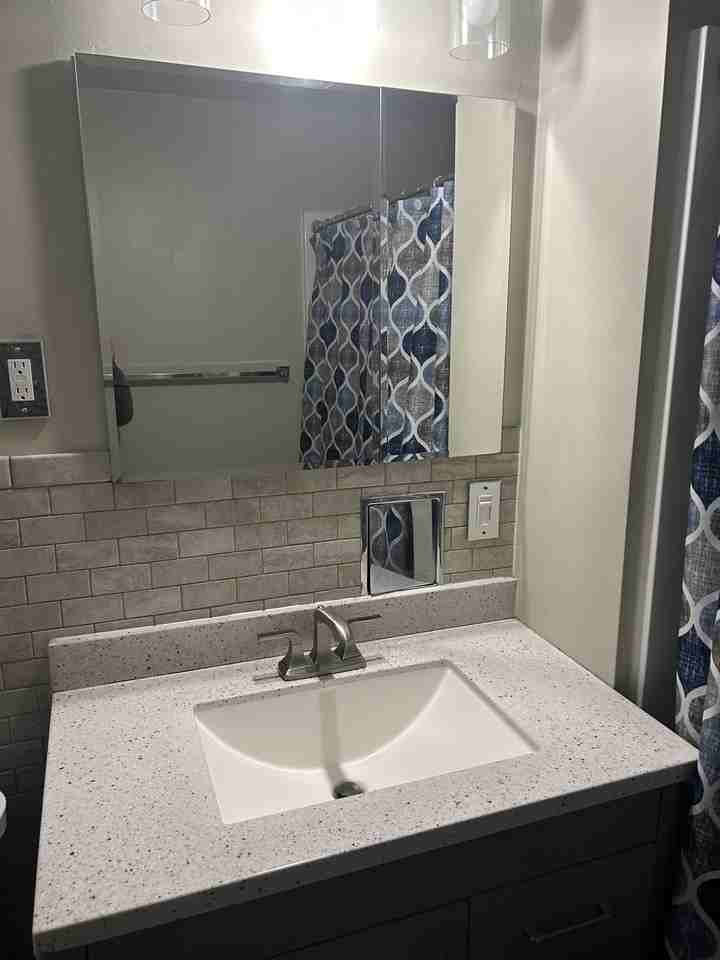 908 Symonds Pl #1 - Photo 7 of 17