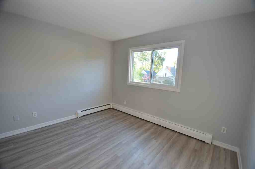 25 Ottawa Street #1 - Photo 3 of 14
