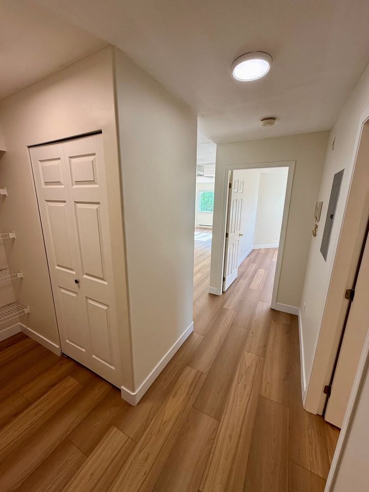 45766 Henderson Ave - Photo 2 of 12