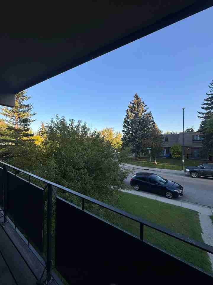 6817 Huntsbay Rd Nw - Photo 3 of 10