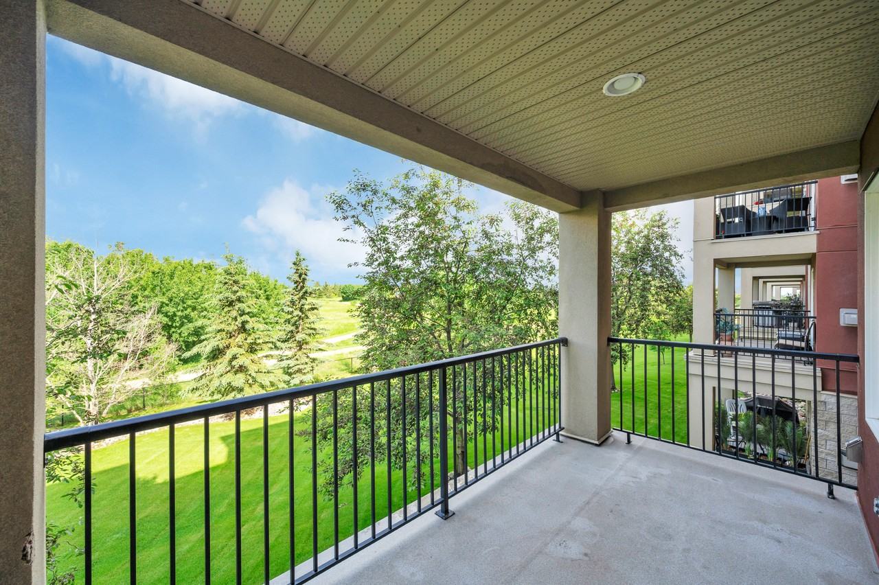300 Palisades Way - Photo 2 of 9
