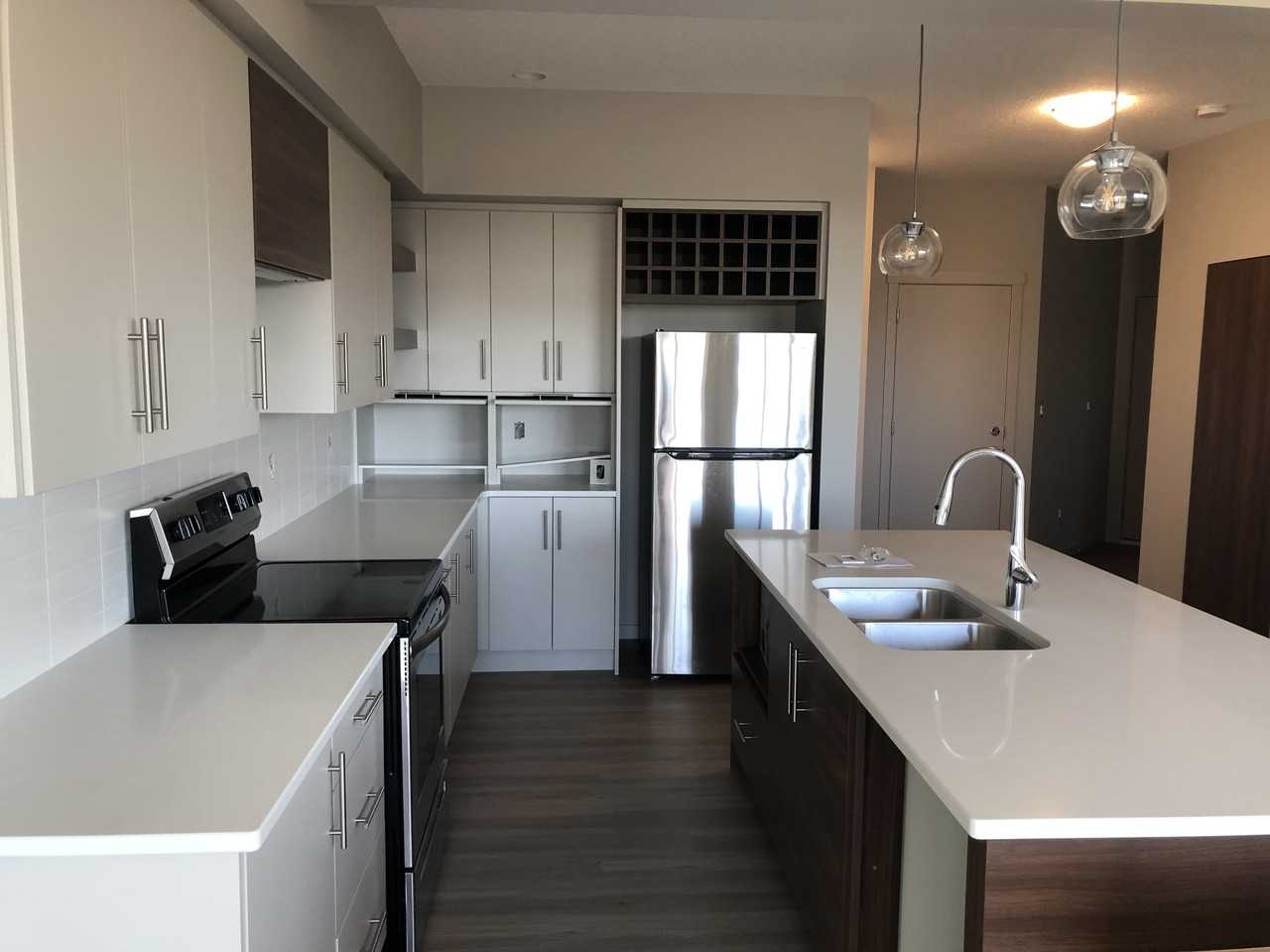 50 27-50 Edinburgh Crt N - Photo 4 of 22